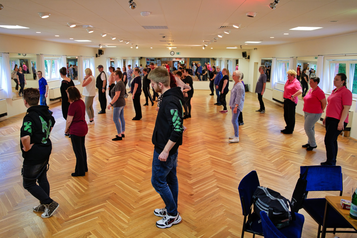 2024 05 04 023 Linedance 1200x800